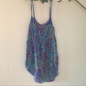 💕Free people boho top💕 blue paisley strappy tank